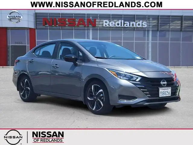 2025 Nissan Versa 1.6 SR CVT's photo
