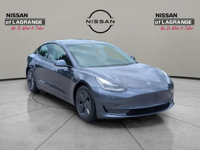 2021 Tesla Model 3 Standard Range Plus photo 3