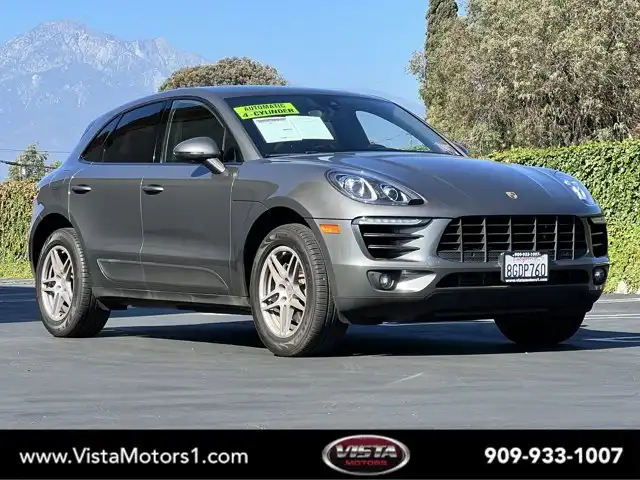 2018 Porsche Macan Base's photo