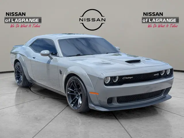 2023 Dodge Challenger R/T Scat Pack Widebody photo 3
