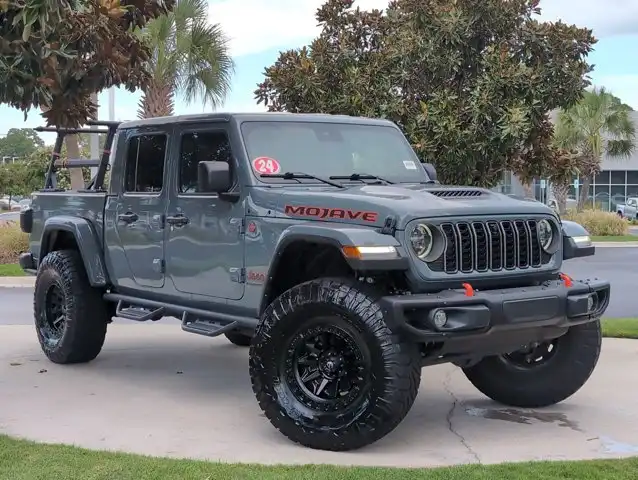 2024 Jeep Gladiator Mojave X's photo
