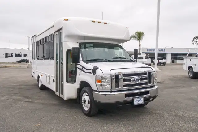 2013 Ford E-Series undefined photo 3