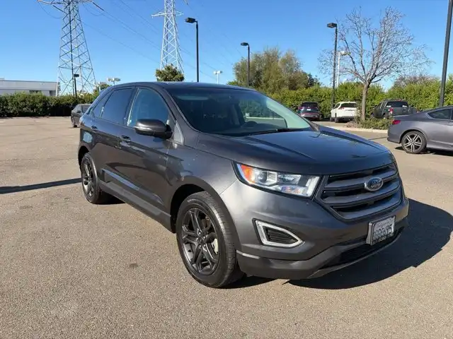 2018 Ford Edge SEL's photo