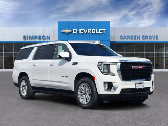 2024 GMC Yukon 4WD SLE's photo