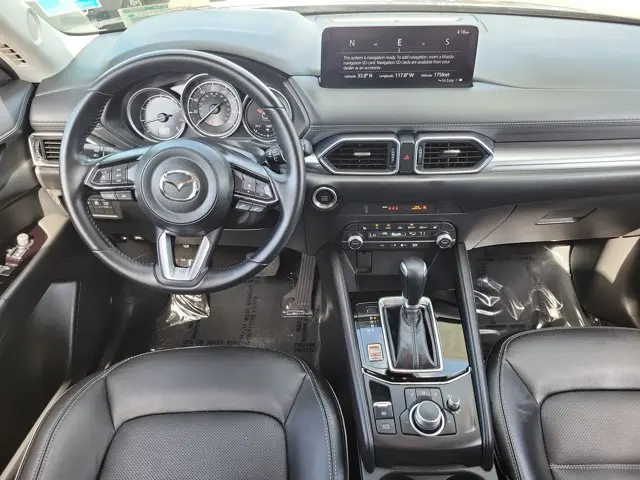 2025 Mazda CX-5 S Preferred package Auto AWD photo 4