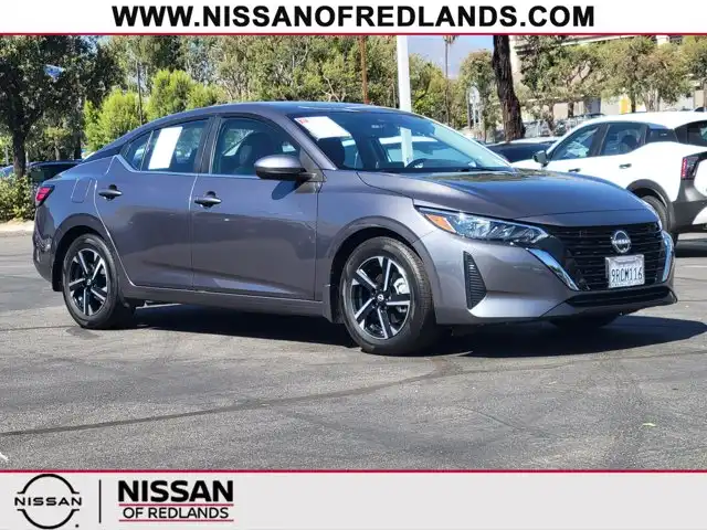 2025 Nissan Sentra SV CVT's photo