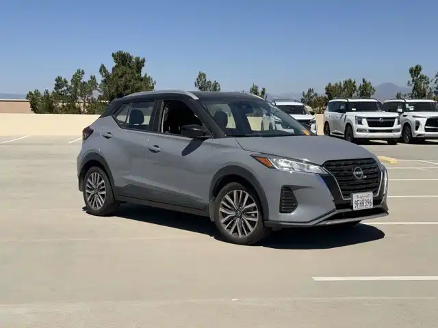 2023 Nissan Kicks 1.6 SV's photo