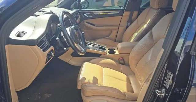 2019 Porsche Macan Base photo 5