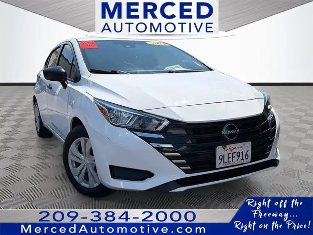 2024 Nissan Versa 1.6 S CVT's photo