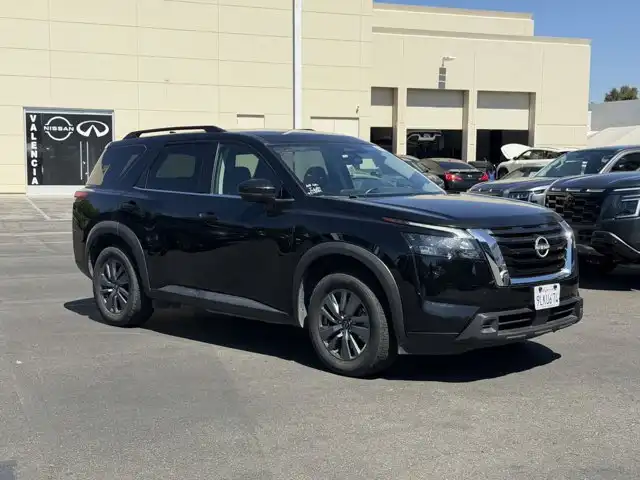 2024 Nissan Pathfinder SV 2WD's photo