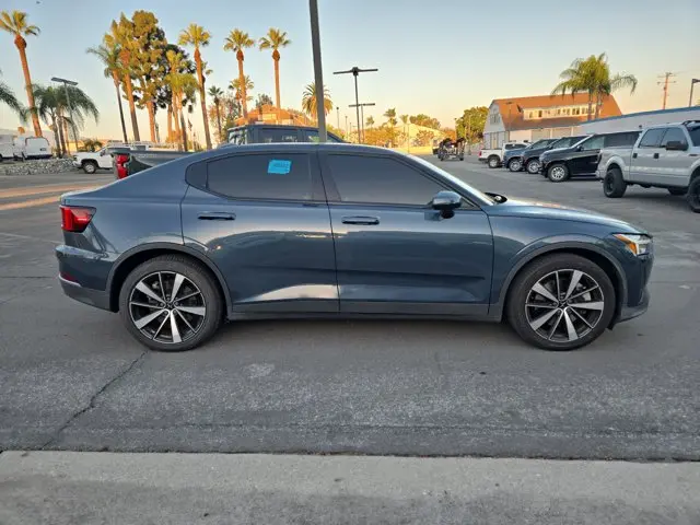 2022 Polestar 2 Long Range Dual Motor photo 3