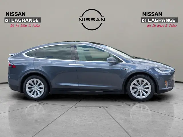 2020 Tesla Model X Long Range photo 4
