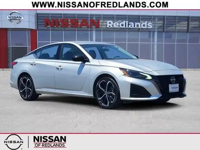 2023 Nissan Altima 2.5 SR's photo