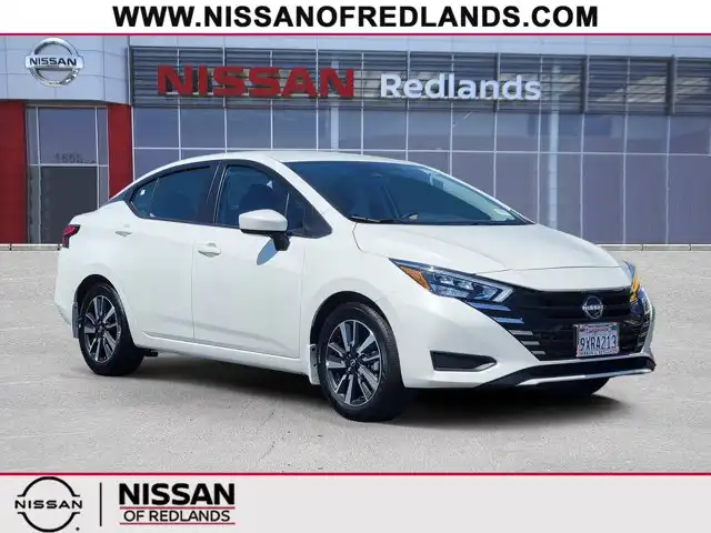 2025 Nissan Versa 1.6 SV CVT's photo