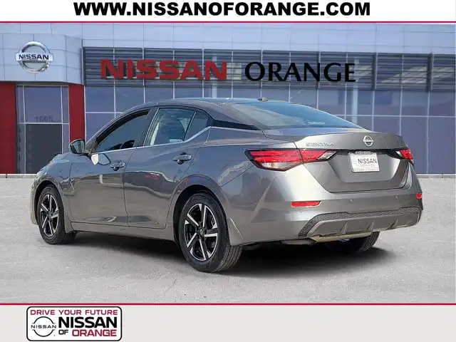 2025 Nissan Sentra SV CVT's photo