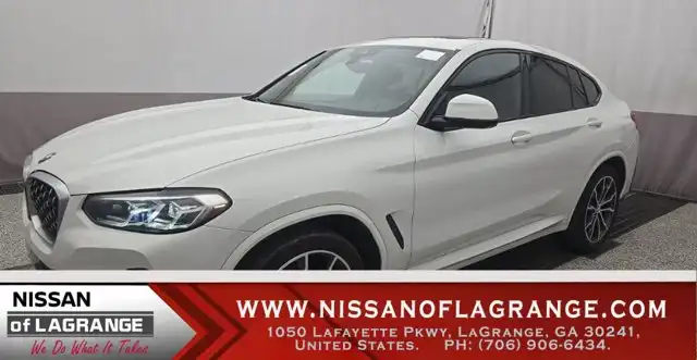 2022 BMW X4 xDrive30i's photo