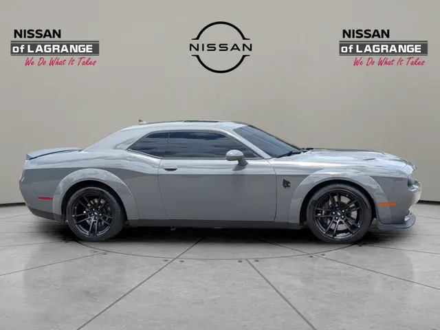 2023 Dodge Challenger R/T Scat Pack Widebody photo 4