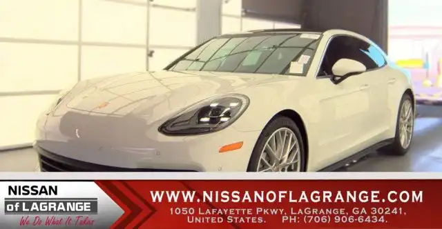 2019 Porsche Panamera 4's photo