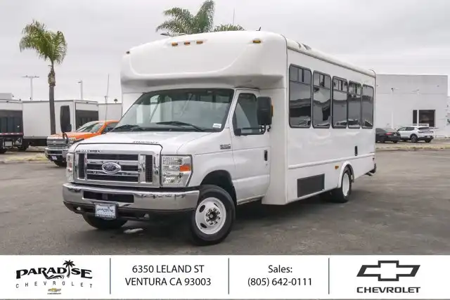 2013 Ford E-Series's photo
