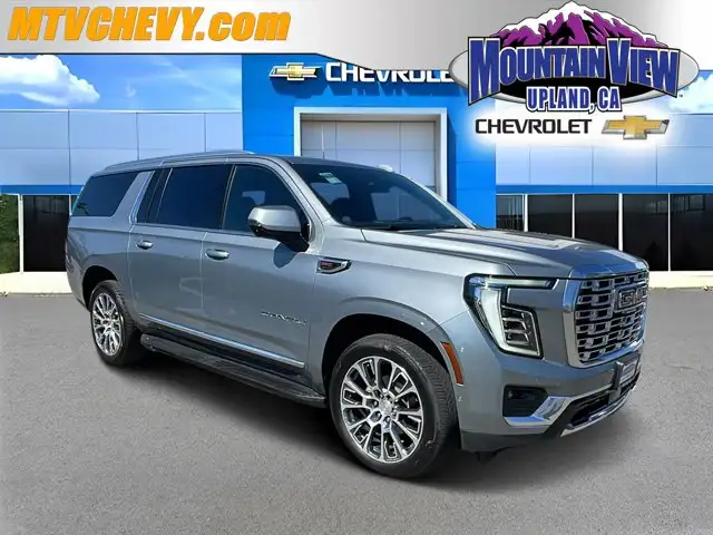 2025 GMC Yukon Denali AWD's photo