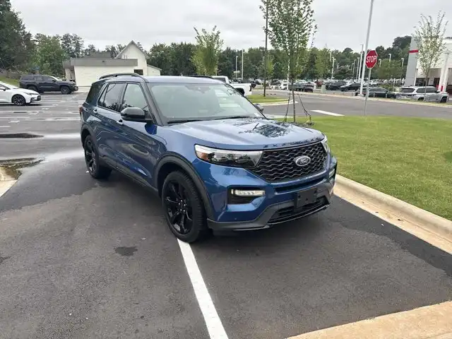 2021 Ford Explorer ST 4WD's photo