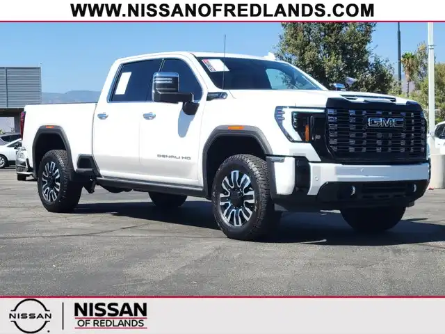 2025 GMC Sierra 4WD Crew Cab Standard Bx Denali Ultimate's photo