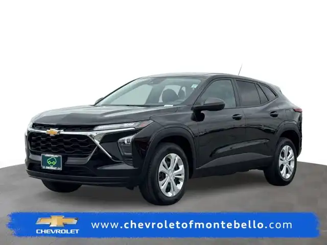 2025 Chevrolet Trax LS's photo