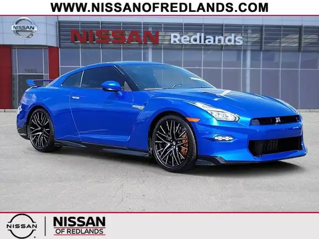 2024 Nissan GT-R Premium's photo