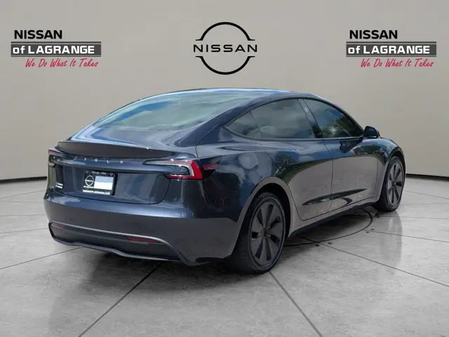 2024 Tesla Model 3 Base photo 5