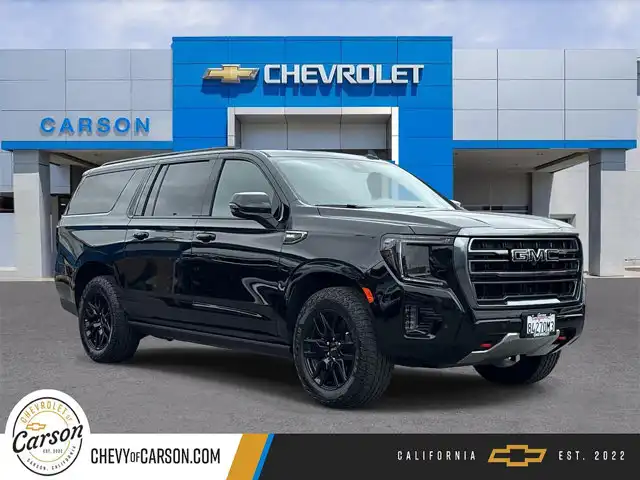 2023 GMC Yukon 4WD AT4's photo