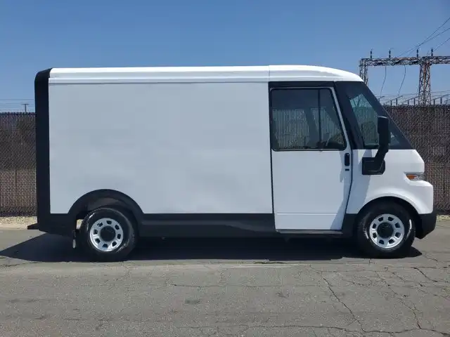 2025 Chevrolet BrightDrop BrightDrop 400 FWD's photo