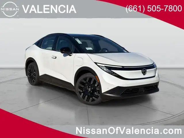 2026 Nissan Leaf Platinum+'s photo