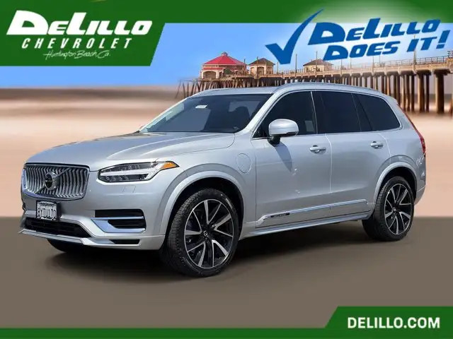 2022 Volvo XC90 T8 Recharge Inscription Expression AWD's photo