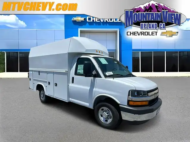 2026 Chevrolet Express 3500 139" WB's photo