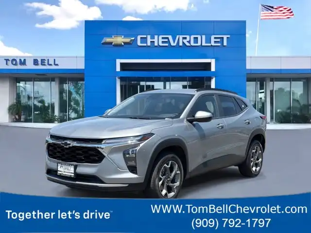 2025 Chevrolet Trax LT's photo