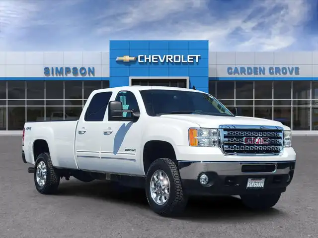 2013 GMC Sierra 4WD Crew Cab 6.5ft SLT SRW's photo