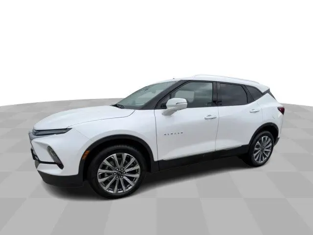 2024 Chevrolet Blazer 2.0T Premier AWD photo 4
