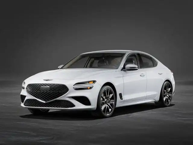 2025 Genesis G70 2.5T Standard's photo