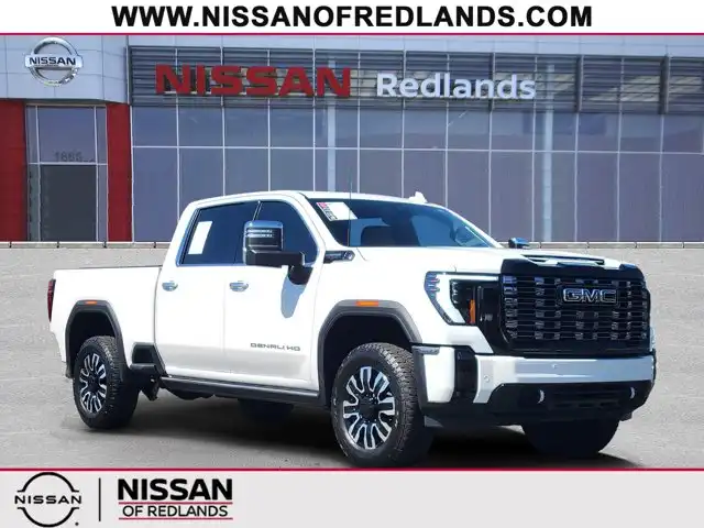 2025 GMC Sierra 4WD Crew Cab Standard Bx Denali Ultimate's photo