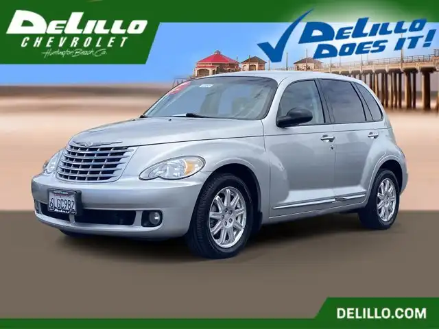 2010 Chrysler PT Cruiser Classic's photo