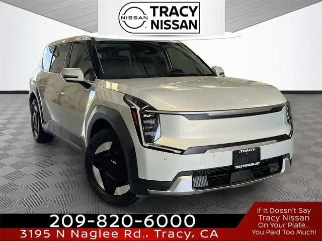 2024 Kia EV9 Light's photo