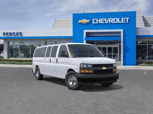 2026 Chevrolet Express 3500 LS Extended's photo
