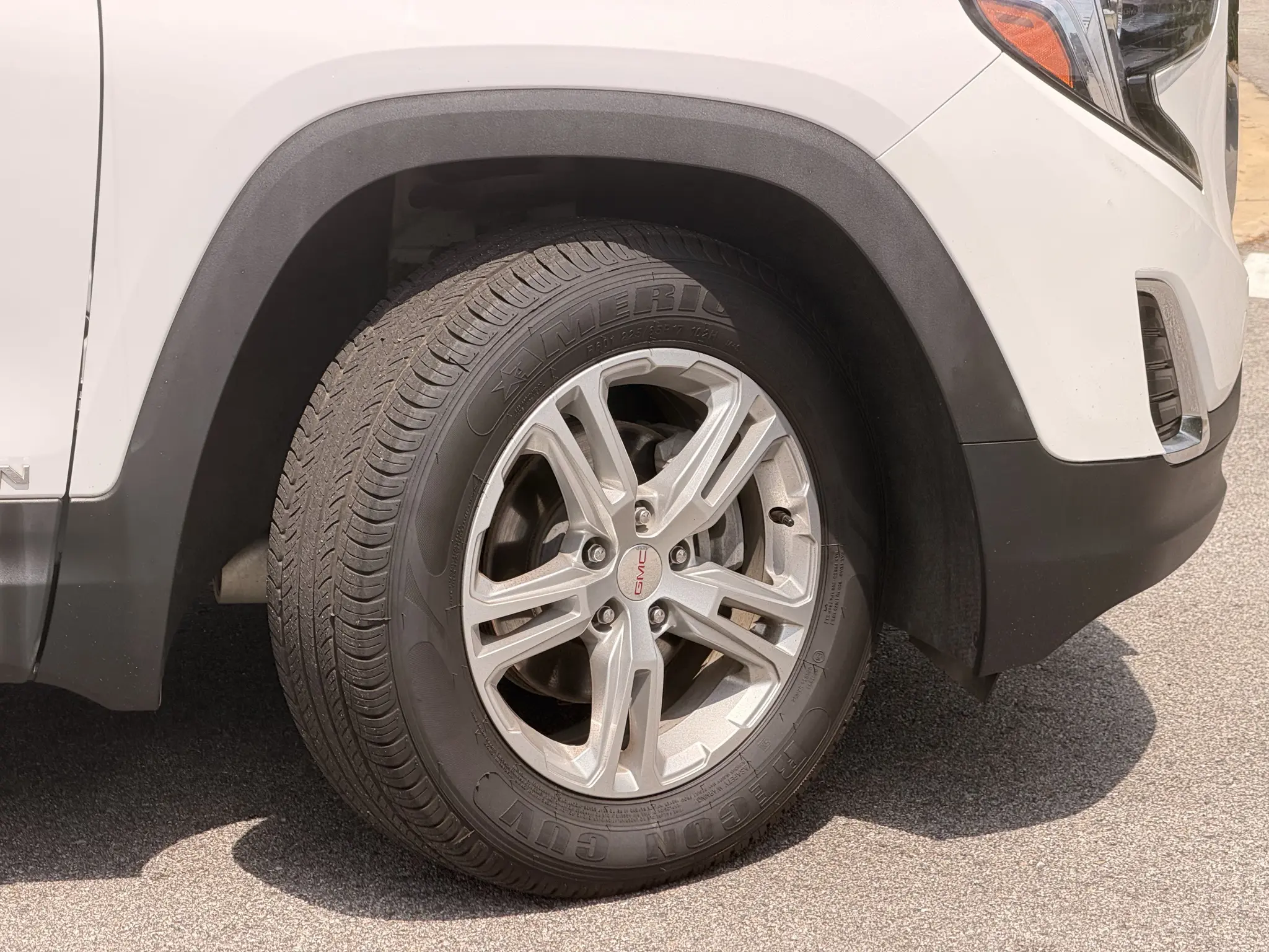 2021 GMC Terrain SLE AWD photo 5