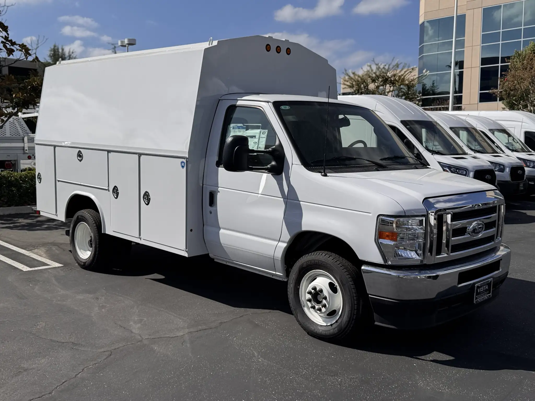 2025 Ford E-Series DRW E-350 Super Duty 138 in WB's photo