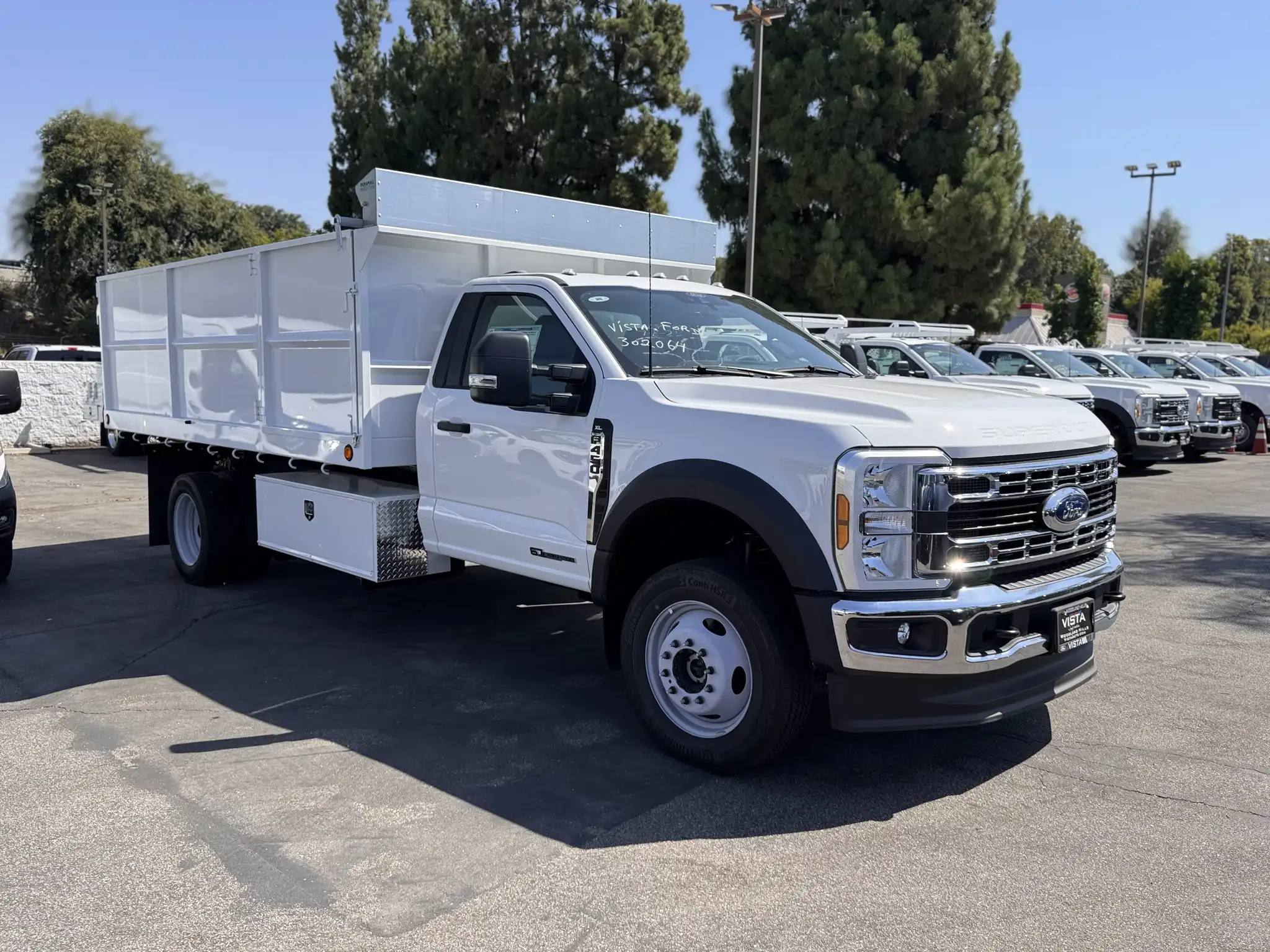 2024 Ford F-450 XL 4x4 Regular Cab 193-In DRW's photo
