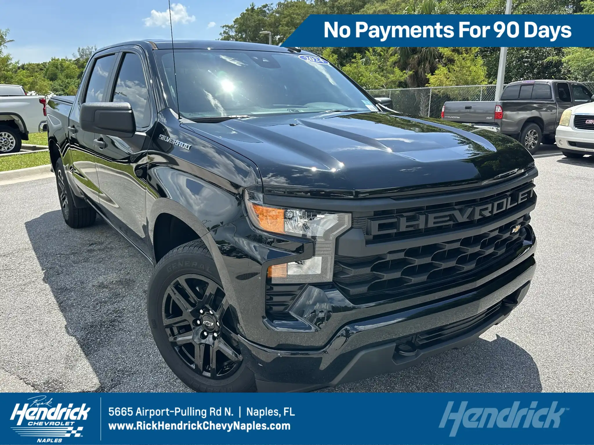 2024 Chevrolet Silverado 1500 Custom Crew Cab Short Box's photo