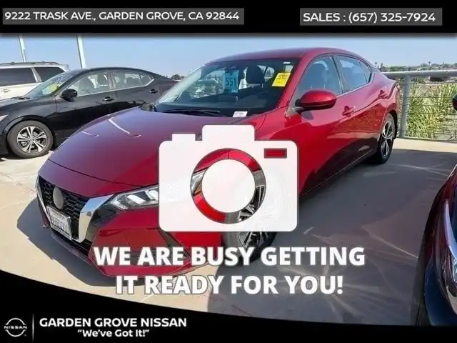2023 Nissan Sentra SV CVT's photo