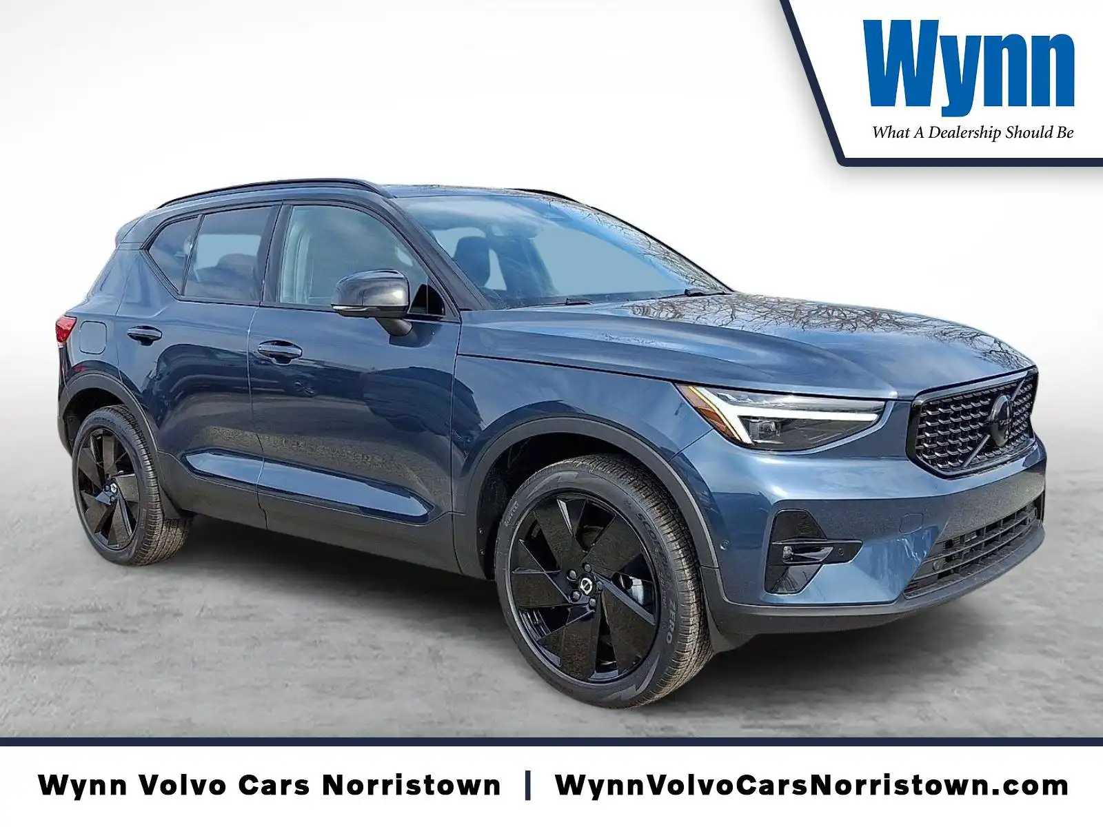 2026 Volvo XC40 B5 Ultra Ultra Black Edition AWD's photo