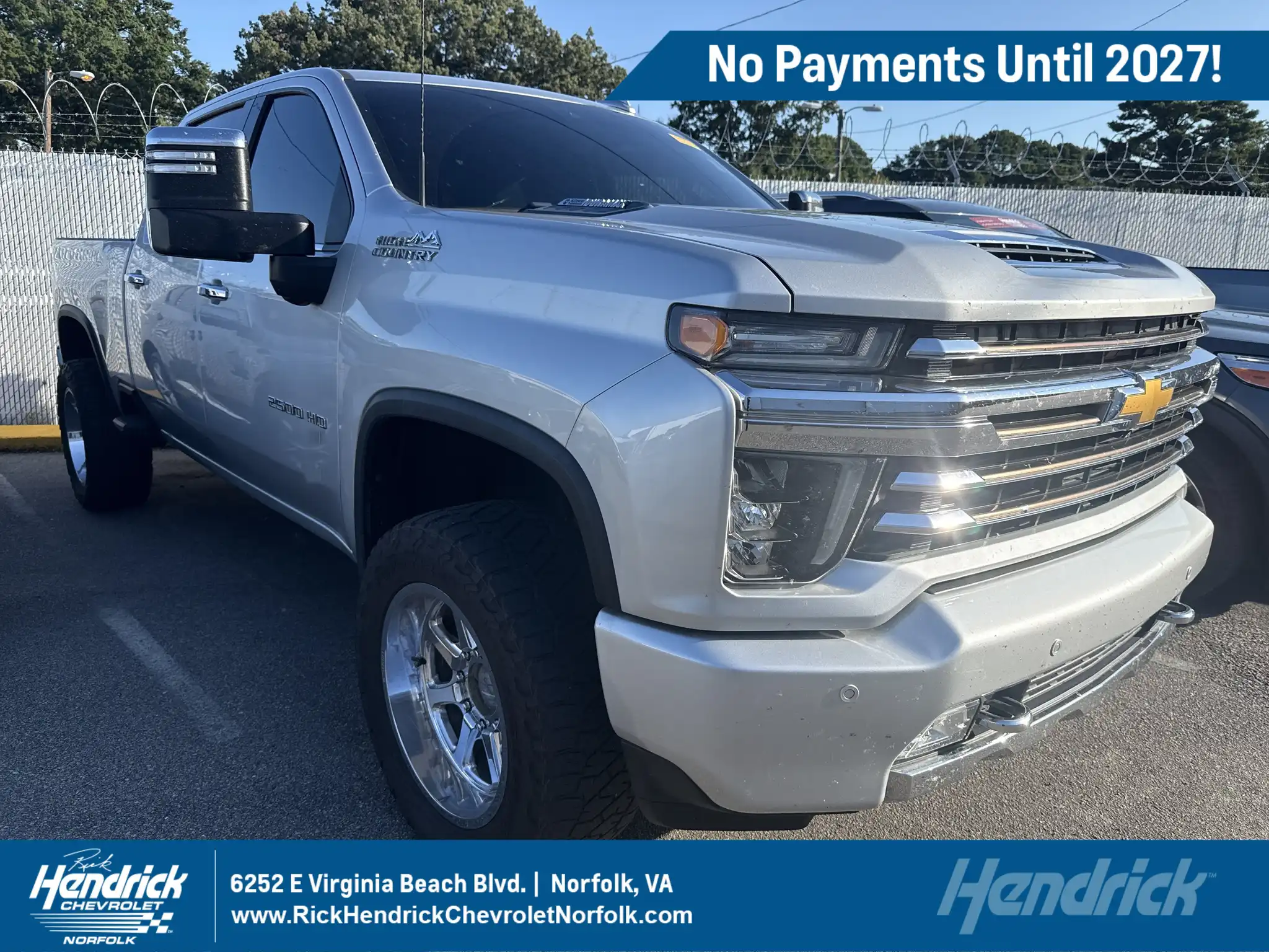 2022 Chevrolet Silverado HD High Country 4WD Crew Cab Standard Box's photo