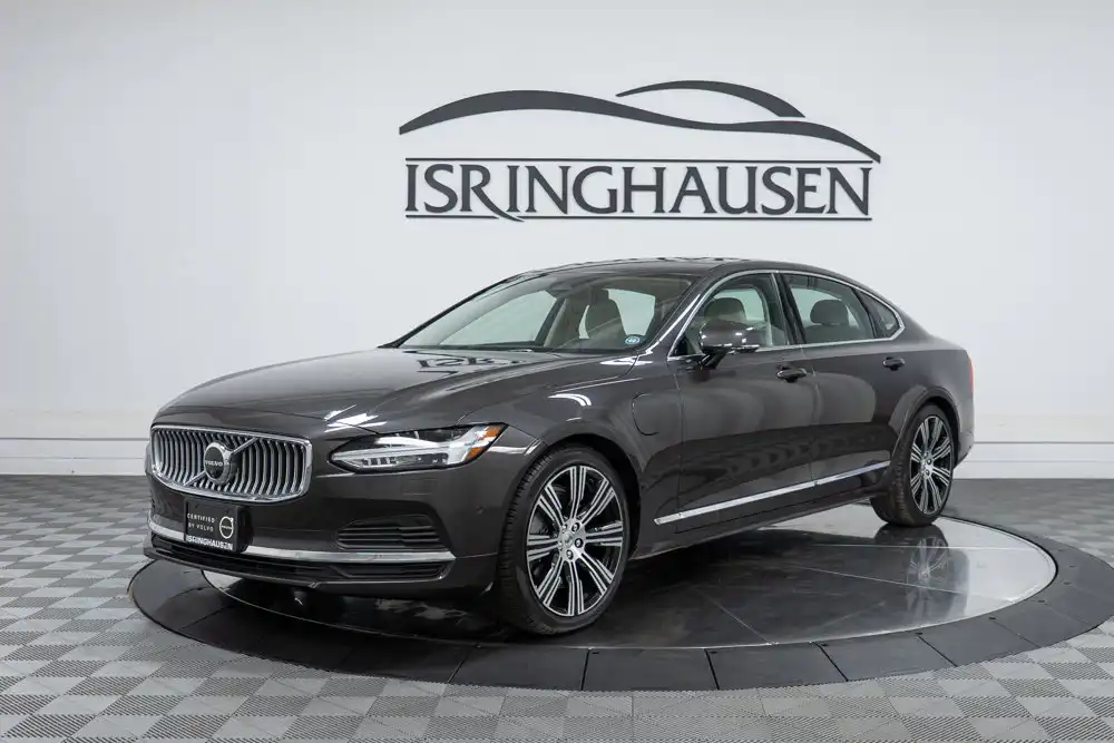 2025 Volvo S90 T8 Recharge Ultra Bright PHEV AWD's photo